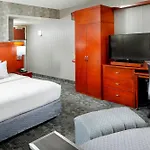 Courtyard By Marriott San Antonio Six Flags At The Rim